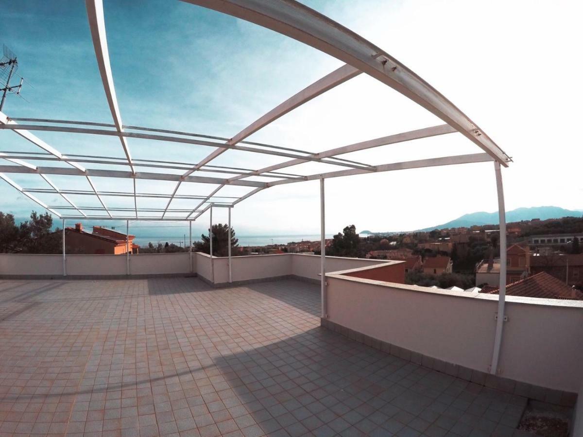 Villa Paolina Ceriale - App. 6 Posti ภายนอก รูปภาพ