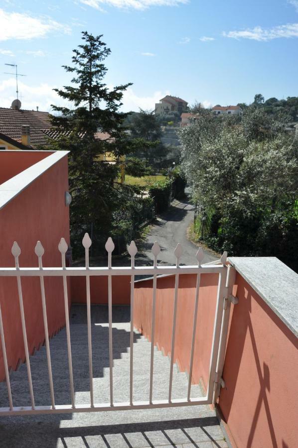 Villa Paolina Ceriale - App. 6 Posti ภายนอก รูปภาพ